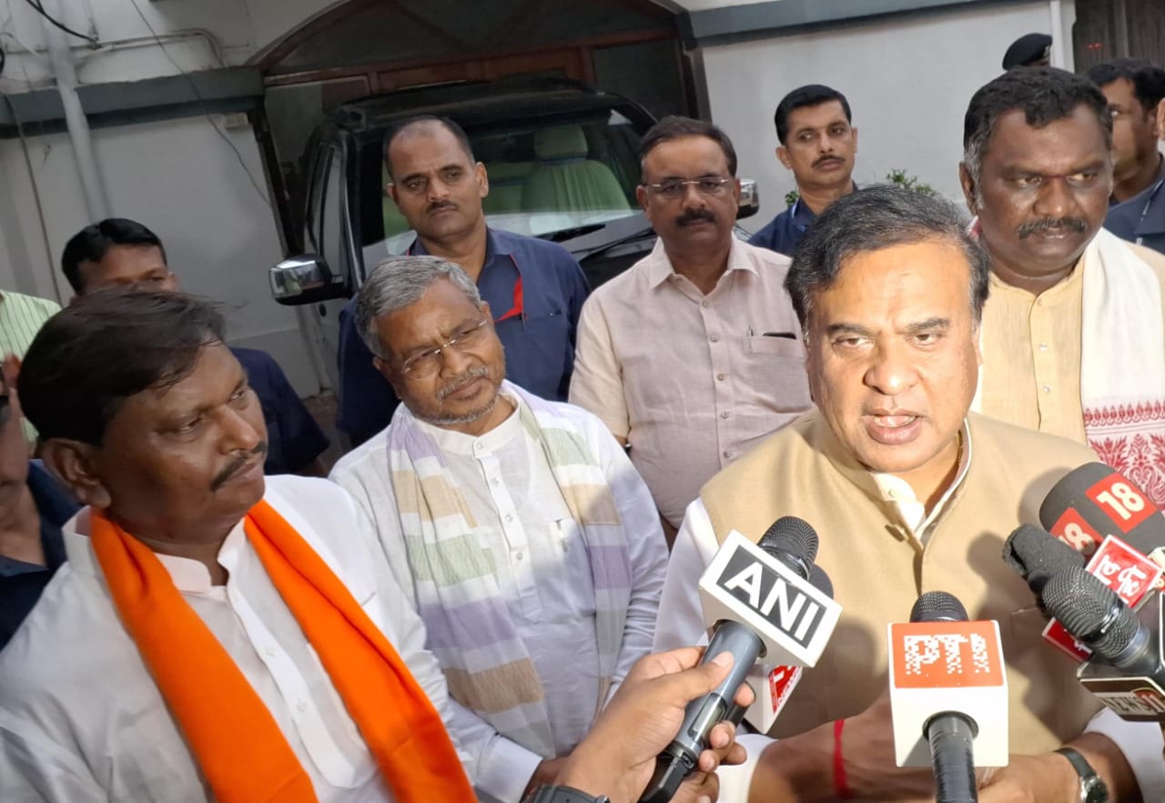 निकम्मी और भ्रष्ट सरकार से जनता ऊब चुकी है:हिमंत विश्व शरमा