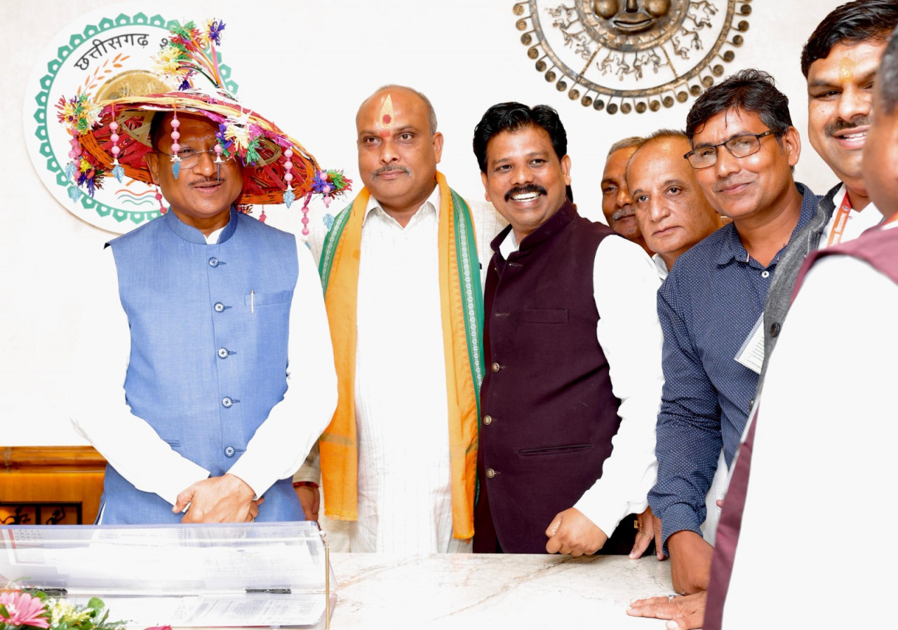 CG News:मुख्यमंत्री को पोला महोत्सव में शामिल होने का आमंत्रण
