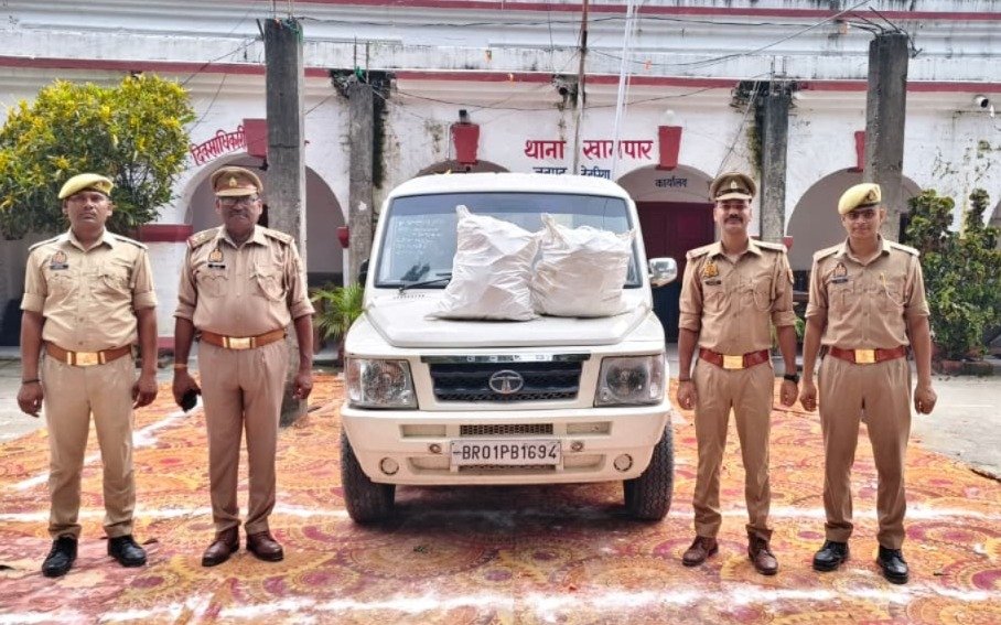 deoria-304-pouches-of-illicit