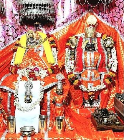 shri-lakshmi-jagdish-maharaj-jhula