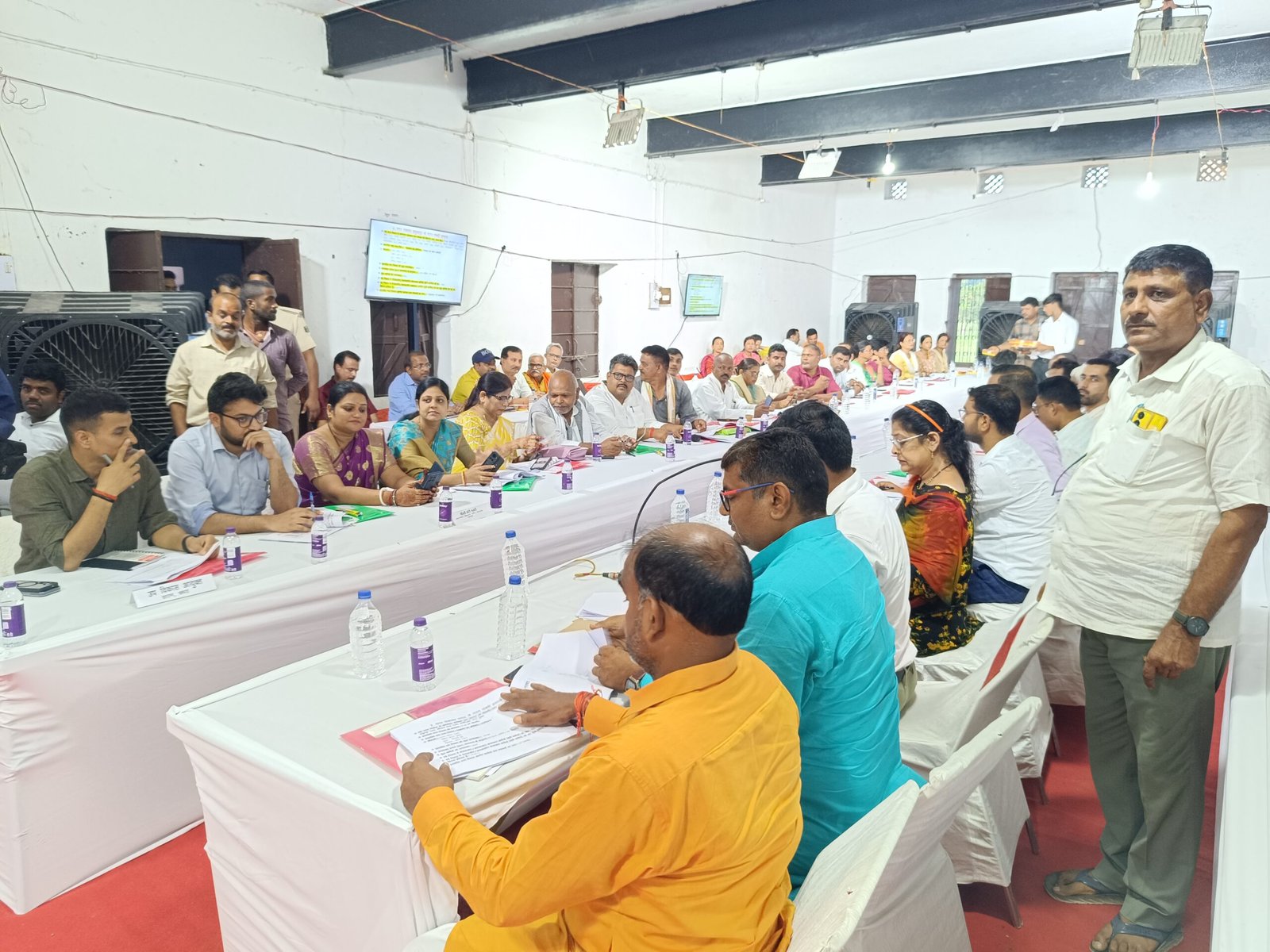 saran-a-meeting-of-the-distric